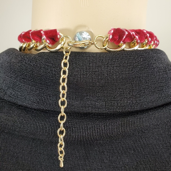 Vintage Beaded Pendant Necklace - Picture 10 of 10